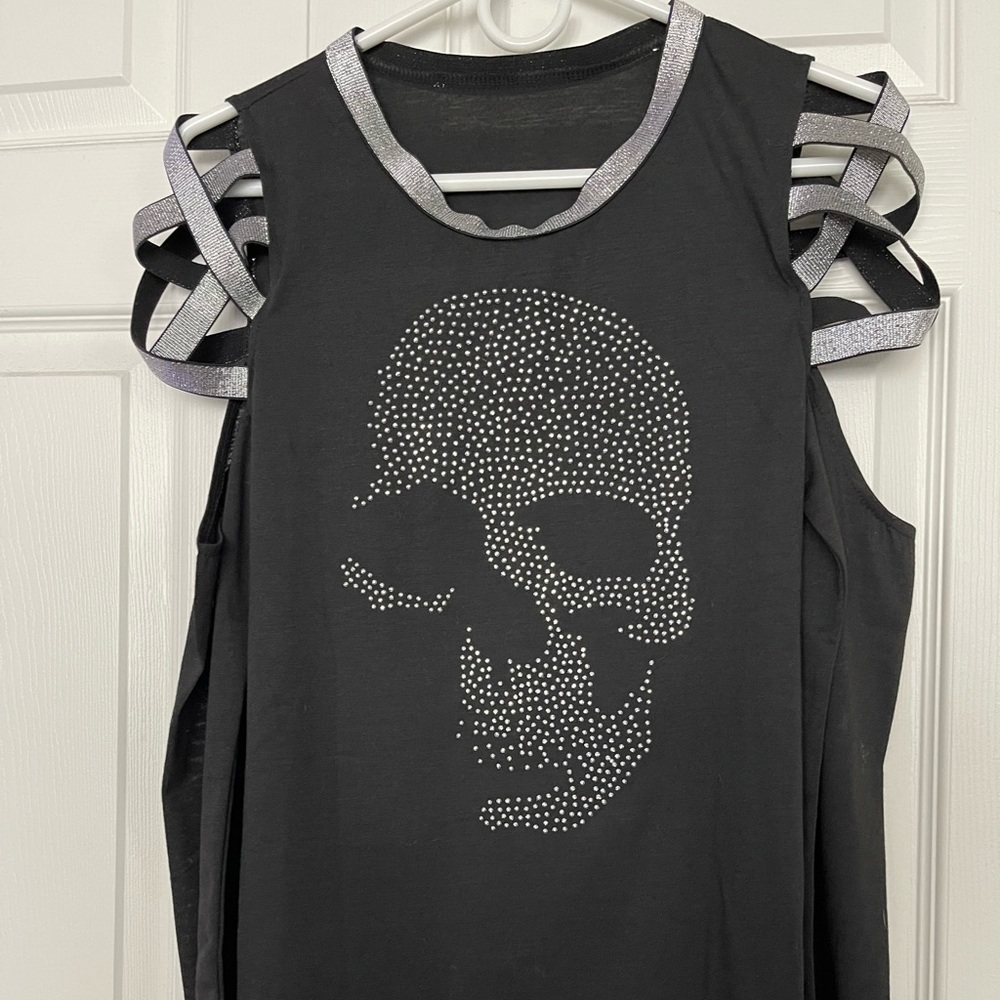 NWOT Embellished Skull Shirt